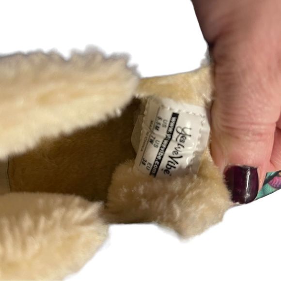 Yes We Vibe Winter Comfort Sneaker Boot 5.5 Vegan Cruelty Free Peace Sign - Picture 5 of 11